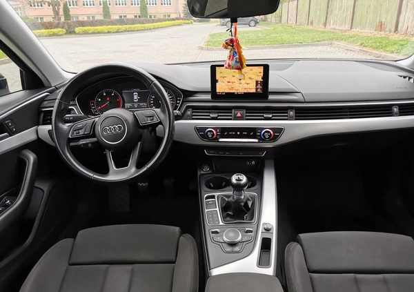 Audi A4 cena 57500 przebieg: 301000, rok produkcji 2018 z Tuliszków małe 466